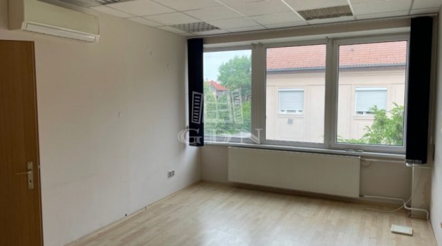 Kiadó iroda Budapest, XIV. kerület, Törökőr, B kat.Irodaház II.em. 70 m² iroda, 2. emelet