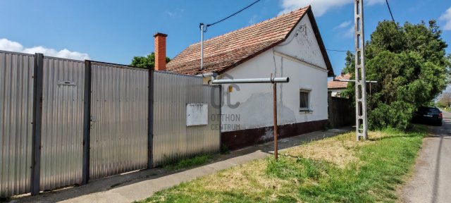 Eladó családi ház, Ferencszálláson 16.5 M Ft, 3 szobás