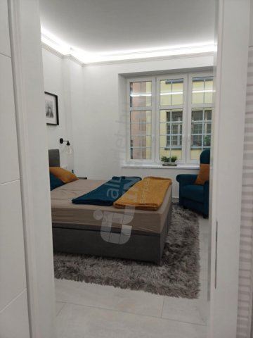 Kiadó téglalakás, albérlet, Budapesten, V. kerületben, 2 szobás