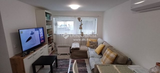 Eladó családi ház, Budapesten, XVIII. kerületben 64.9 M Ft