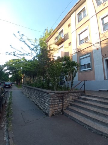 Eladó téglalakás, Budapesten, XV. kerületben 38.9 M Ft