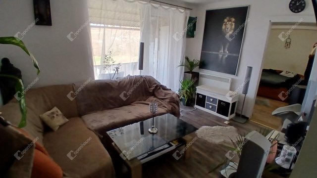 Eladó családi ház, Zalaegerszegen 24.9 M Ft, 2 szobás
