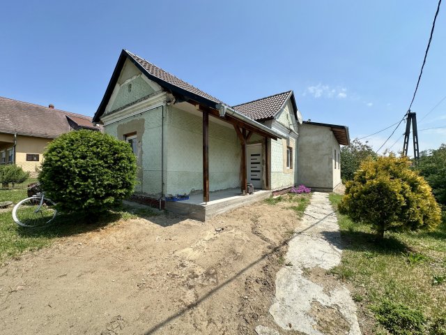 Eladó családi ház, Beleznán 27.9 M Ft, 4 szobás