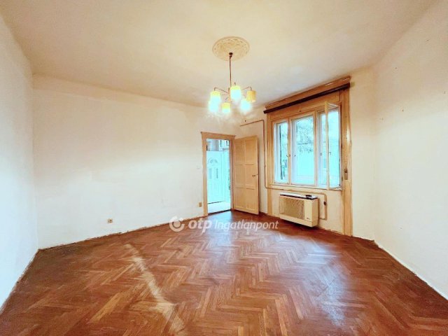 Eladó téglalakás, Budapesten, IV. kerületben 39.9 M Ft, 1 szobás