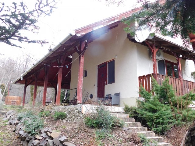 Eladó családi ház, Parádon 51.9 M Ft, 3 szobás