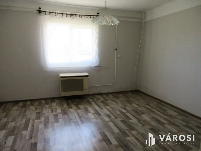Eladó családi ház, Gádoroson 16.3 M Ft, 3 szobás