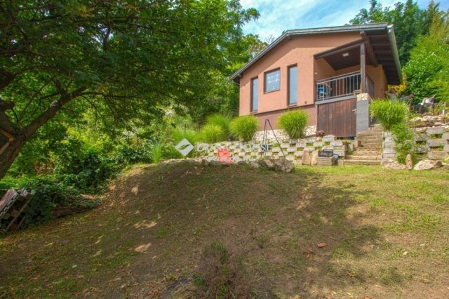 Eladó családi ház, Pilisborosjenőn 66.5 M Ft, 2 szobás