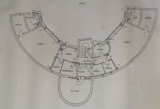 Eladó ikerház, Szadán 120 M Ft, 3+3 szobás