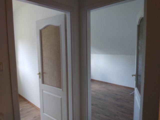 Eladó ikerház, Lőrinciben 29 M Ft, 3 szobás