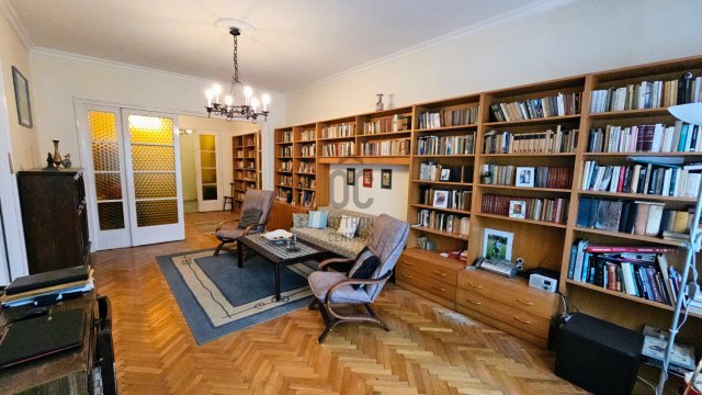 Kiadó téglalakás, albérlet, Budapesten, V. kerületben, 4 szobás