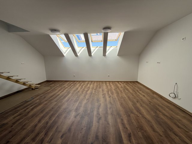 Eladó téglalakás, Nyíregyházán 42.09 M Ft, 2 szobás