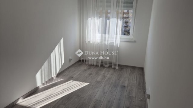 Eladó panellakás, Budapesten, XV. kerületben 65.9 M Ft