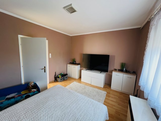 Eladó családi ház, Kókán 45.99 M Ft, 3 szobás
