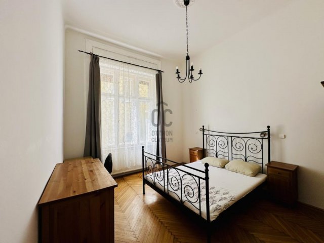 Eladó téglalakás, Budapesten, V. kerületben 95 M Ft, 2 szobás