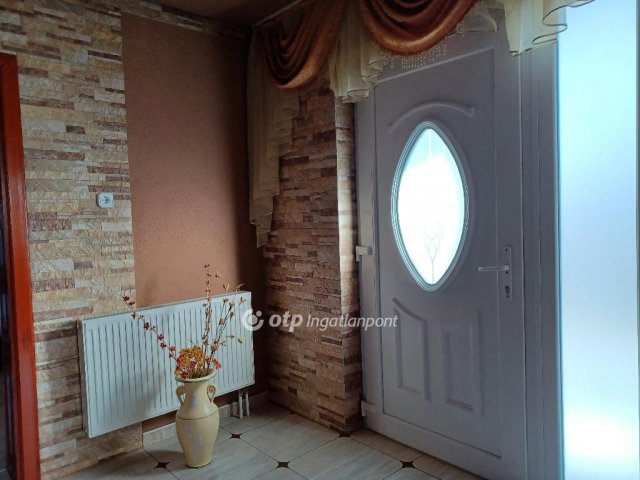 Eladó családi ház, Tiszavasváriban 68.5 M Ft, 3 szobás