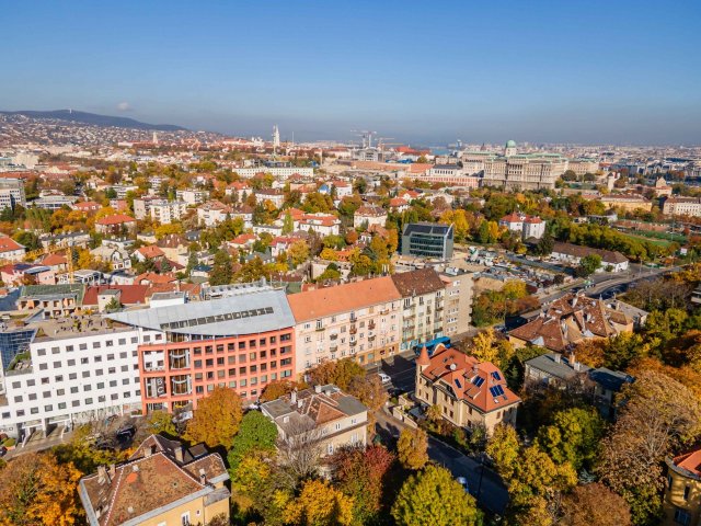 Eladó téglalakás, Budapesten, I. kerületben, Hegyalja úton