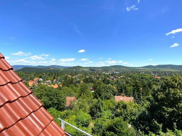 Eladó családi ház, Budapesten, II. kerületben 275 M Ft, 8 szobás