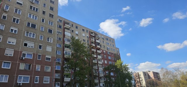 Eladó panellakás, Budapesten, III. kerületben 65 M Ft, 3 szobás