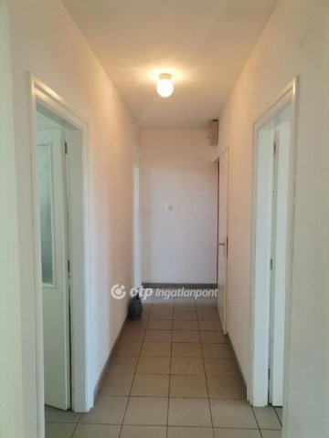 Eladó ipari ingatlan, Medgyesegyházán 125 M Ft