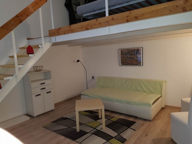Kiadó téglalakás, albérlet, VIII. kerületben, Práter utcában