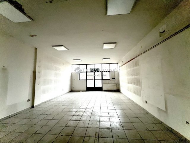 Eladó üzlethelyiség, Budapesten, XVII. kerületben 50.4 M Ft