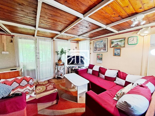 Eladó nyaraló, Szegeden, Honfoglalás utcában 24.9 M Ft, 1 szobás