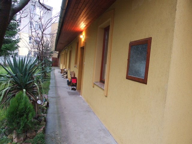 Eladó családi ház, Gyulán, Halácsy utcában 42 M Ft, 2+4 szobás