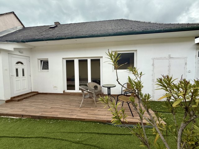 Kiadó téglalakás, albérlet, Nyergesújfaluban 120 E Ft / hó