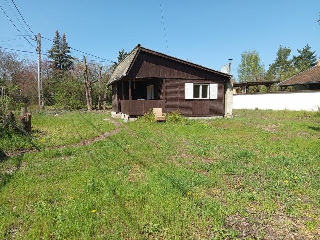 Eladó nyaraló, Pócsmegyeren 22.8 M Ft, 2 szobás