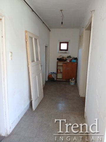 Eladó családi ház, Daruszentmiklóson 13.9 M Ft, 3 szobás