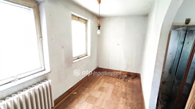 Eladó családi ház, Budapesten, XVI. kerületben 74.99 M Ft