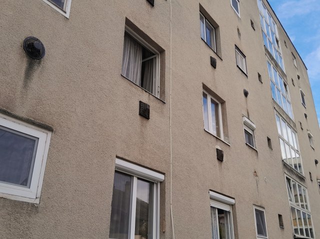 Eladó téglalakás, Hajdúböszörményen 35 M Ft, 2 szobás
