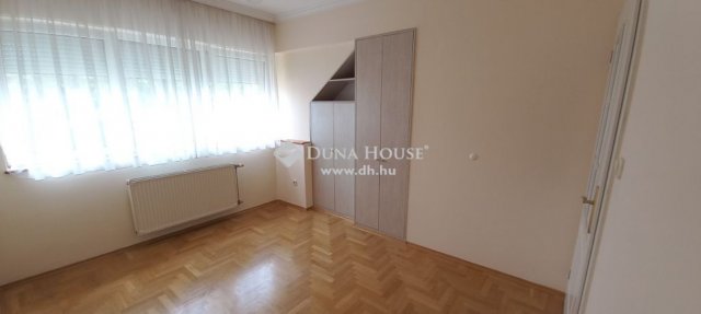 Eladó ikerház, Budapesten, XVI. kerületben 254.9 M Ft, 4 szobás