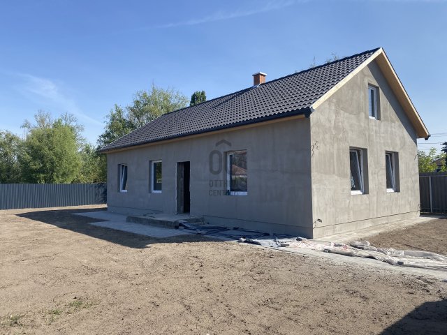 Eladó családi ház, Abonyban 34 M Ft, 3 szobás