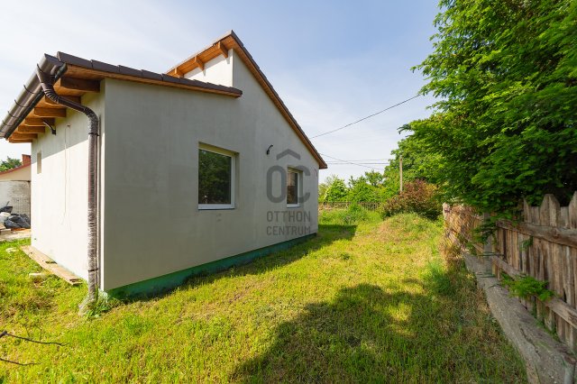 Eladó családi ház, Kiskunlacházán 48 M Ft, 3 szobás
