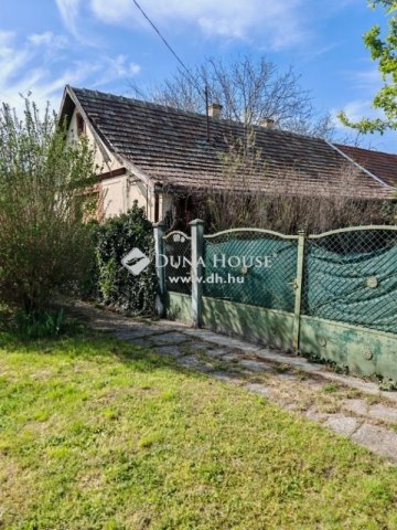 Eladó családi ház, Tápiógyörgyén 12.5 M Ft, 2 szobás