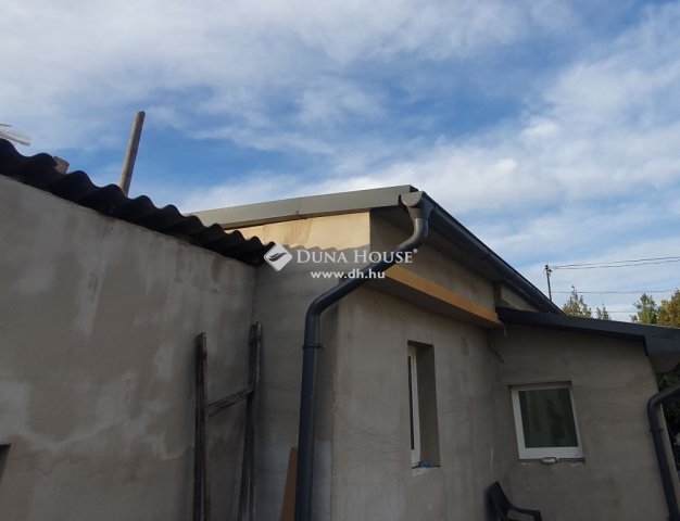 Eladó családi ház, Budapesten, XXI. kerületben 39.9 M Ft