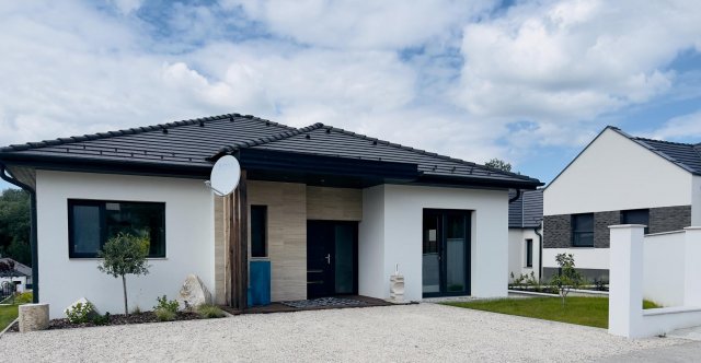 Eladó családi ház, Vértesszőlősön 154 M Ft, 4 szobás