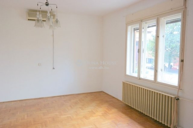 Eladó családi ház, Budapesten, XX. kerületben 41.9 M Ft