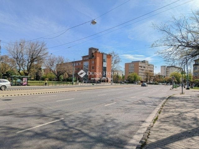 Eladó téglalakás, Budapesten, XIII. kerületben 54.9 M Ft