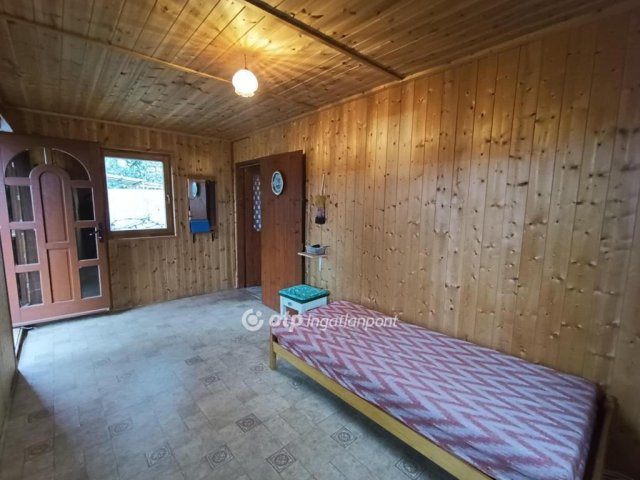 Eladó nyaraló, Monorierdőn 21 M Ft, 1+1 szobás