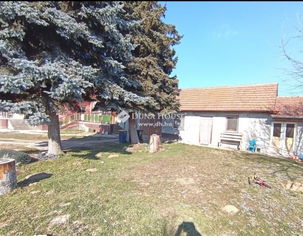 Eladó családi ház, Tápiószecsőn 55 M Ft, 7 szobás