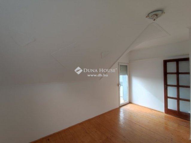 Eladó családi ház, Budapesten, XVIII. kerületben 81.9 M Ft