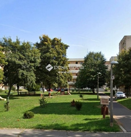 Eladó panellakás, Sárospatakon 21.49 M Ft, 2 szobás