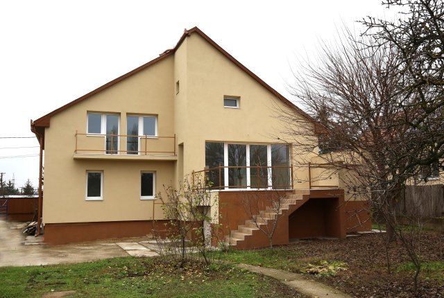 Eladó családi ház, Debrecenben 89 M Ft, 5 szobás