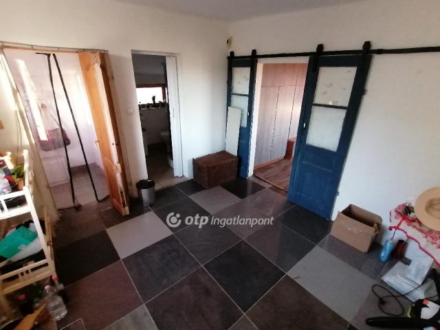 Eladó családi ház, Hajdúsámsonon 20.9 M Ft, 1 szobás