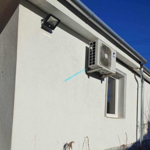Eladó családi ház, Ózdon 28.3 M Ft, 3 szobás