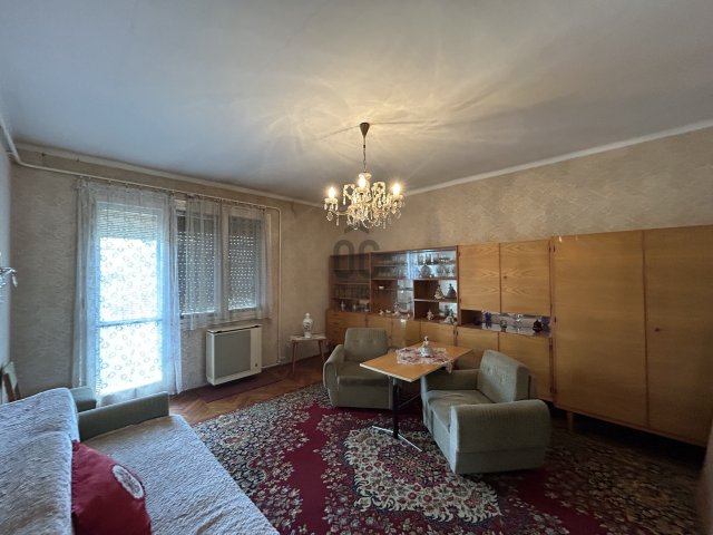 Eladó téglalakás, Nyíregyházán 44 M Ft, 3 szobás