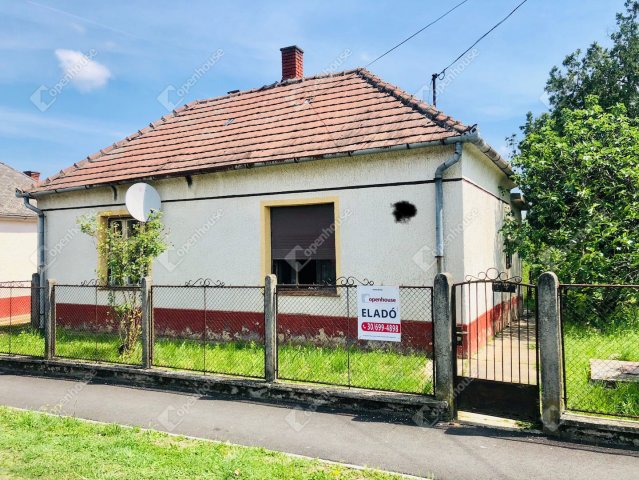 Eladó családi ház, Zalaapátin 18.5 M Ft, 3 szobás