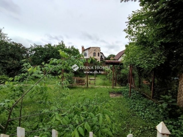 Eladó családi ház, Budapesten, XVIII. kerületben 170 M Ft